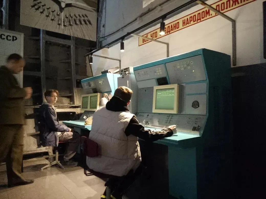 📅 Выходные с пользой: путешествие в историю  Учащиеся 8М, 8Г, 9Б и 9Г классов нашей школы отправилис