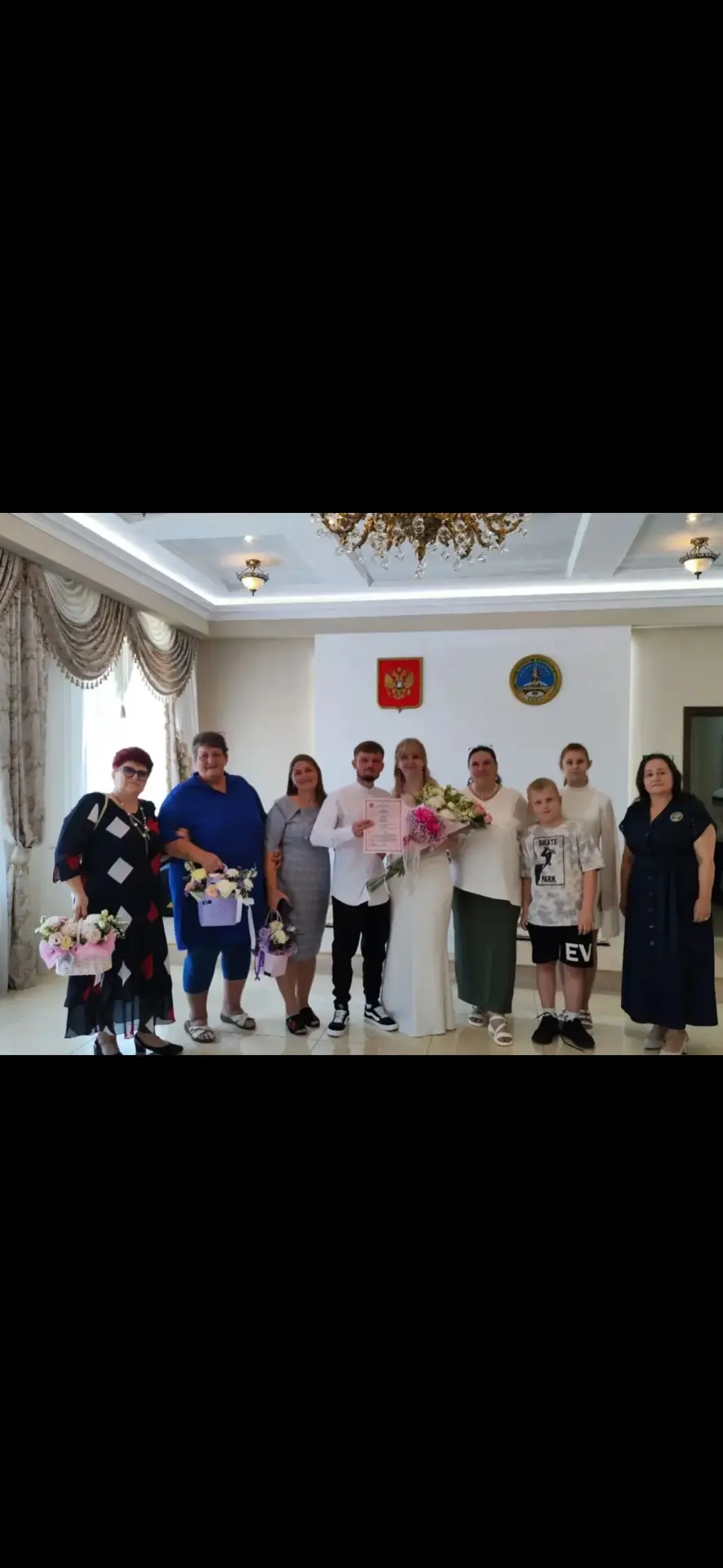 Молодая пара зарегистрировала брак в День семьи, любви и верности в Теучежском районе

 В отделе ЗАГ