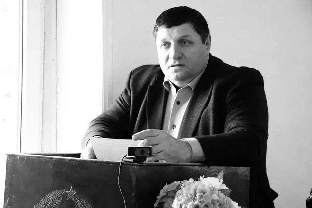 Владимир Путин посмертно наградил Медалью «За Отвагу» замглавы Шамильского района Дагес...
