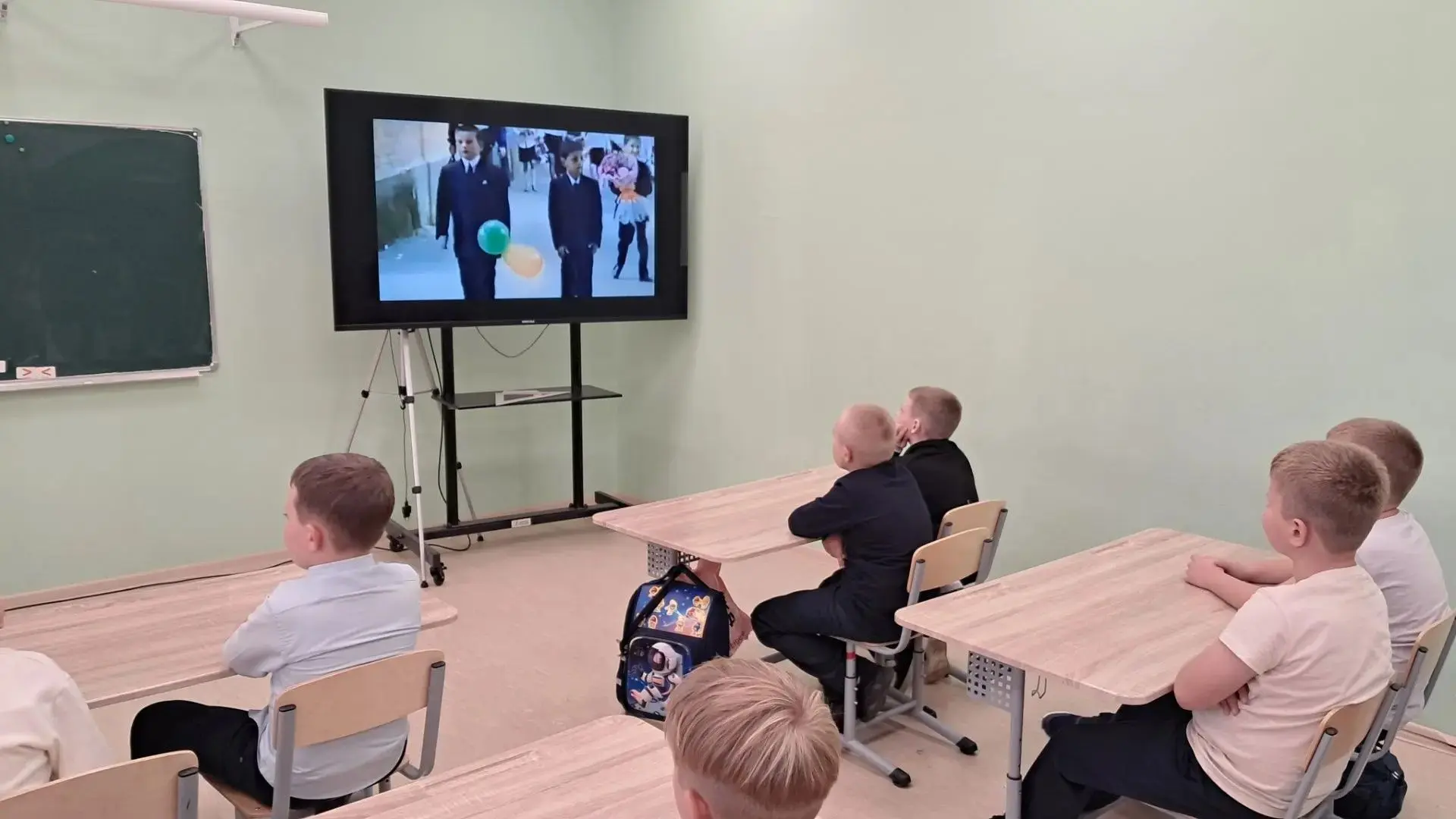 🙏🏻3 сентября — День солидарности в борьбе с терроризмом.  В Сычевской школе(здание2) ...