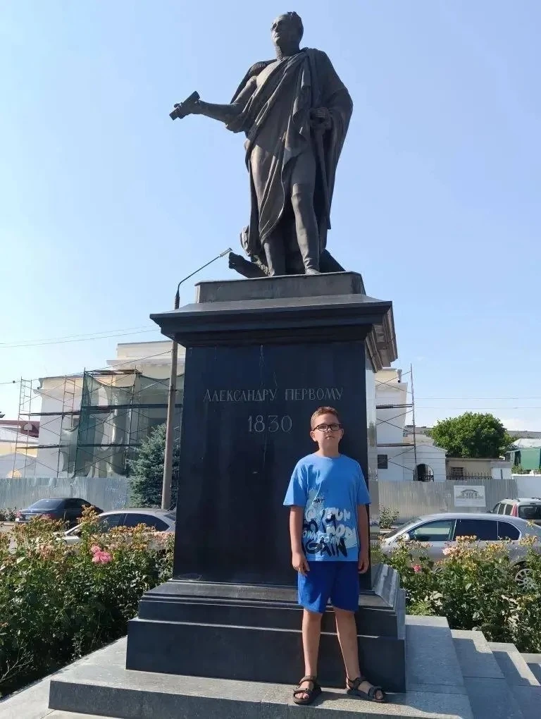 Таганрог: город одного дня и тысячи историй 

✅ Таганрог — это не про помпезность. Это про тишину ст
