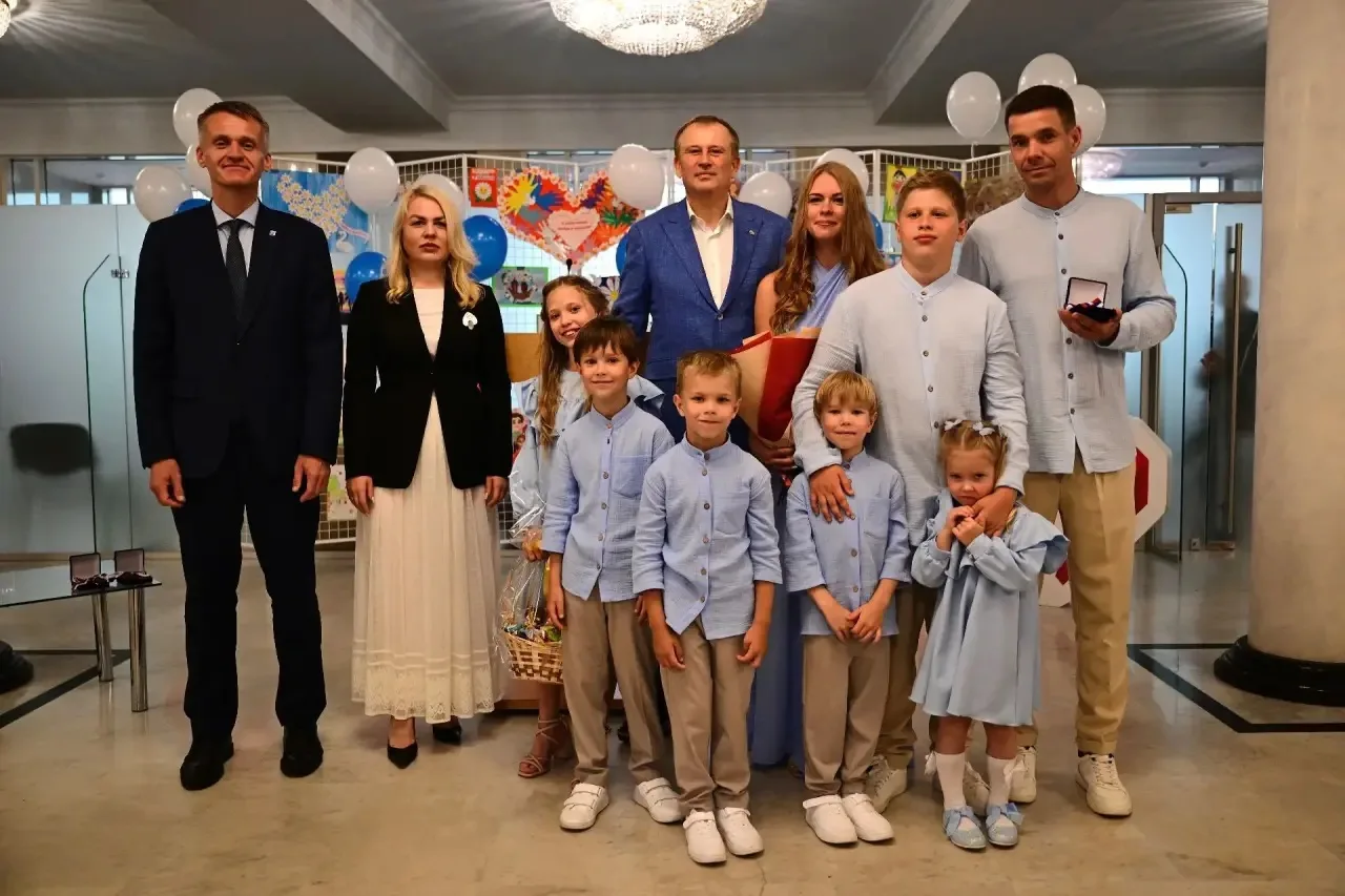 Есть такой критерий, который не увидишь в отчетах — это вера людей в завтрашний день. И...