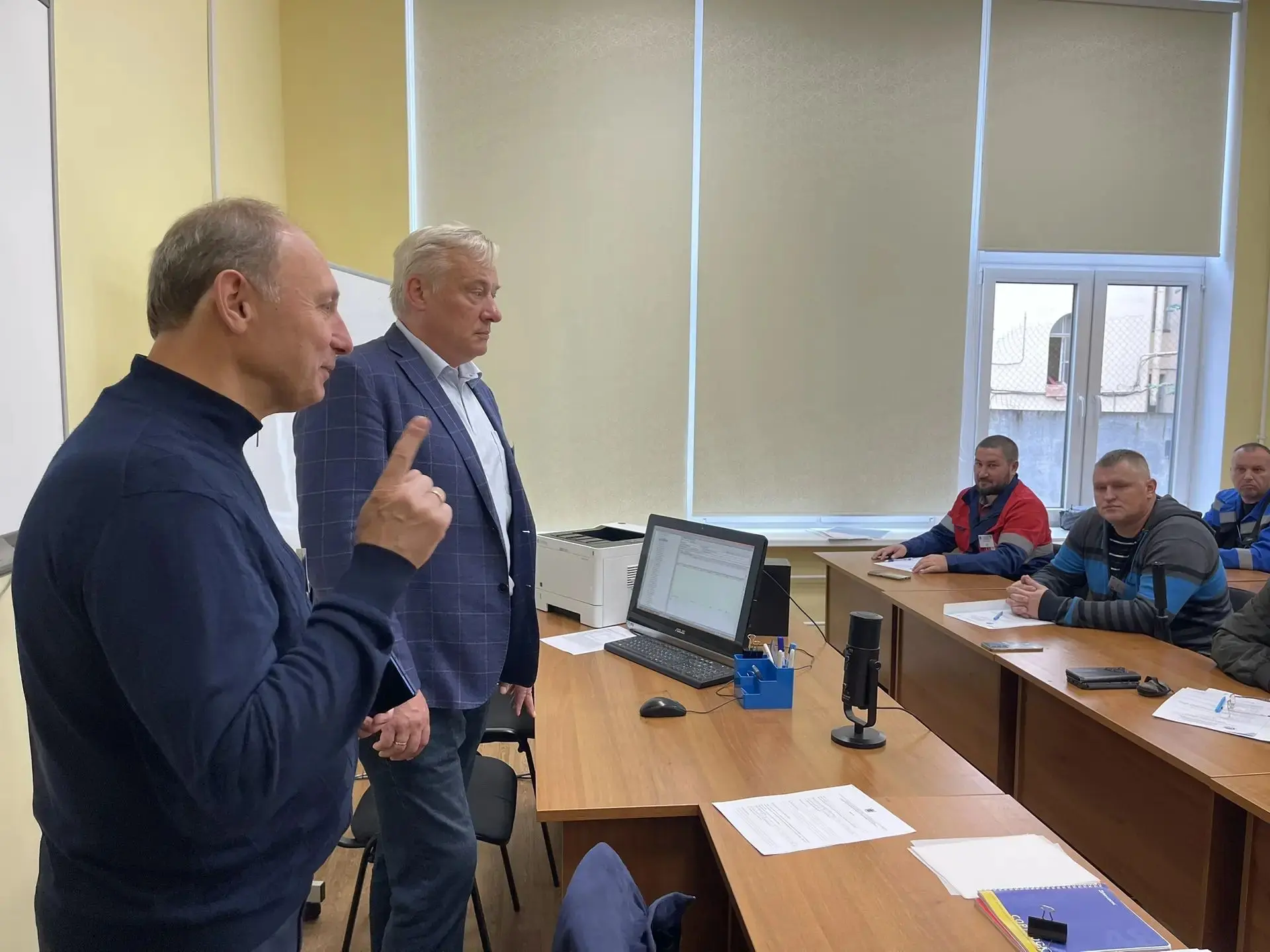 Эта профессия ТРЕБУЕТ СИЛЫ!