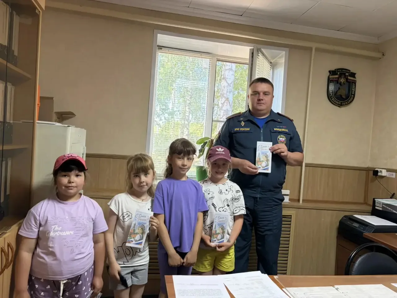🙂Восьмой день в «Дружбе»: от пожарной машины до театральной сцены.