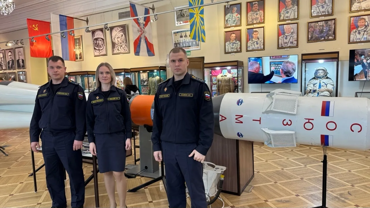 🚀 В День космонавтики судебные приставы ГМУ ФССП России почтили память первого космонавта планеты   
