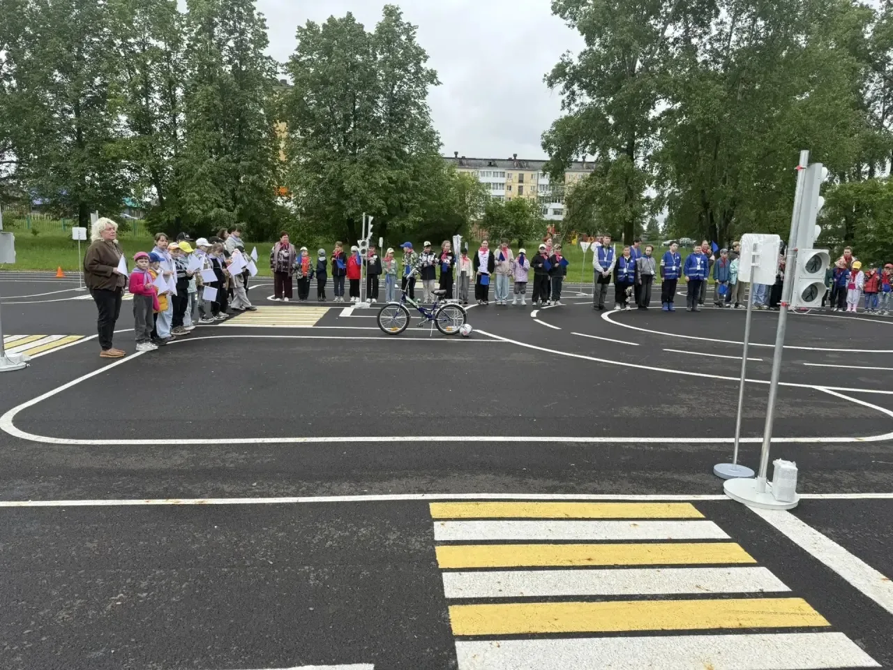 🚗 В нашей школе открылся новый автогородок!

🚦11 июня состоялось долгожданное событие — торжествен