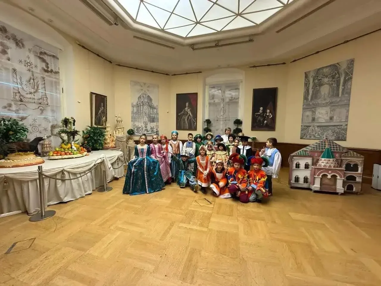 🎭 Путешествие во времени с 2Д: «Сказка Императрицы» в Царицыно  📅 20 марта наш 2Д класс побывал в ис
