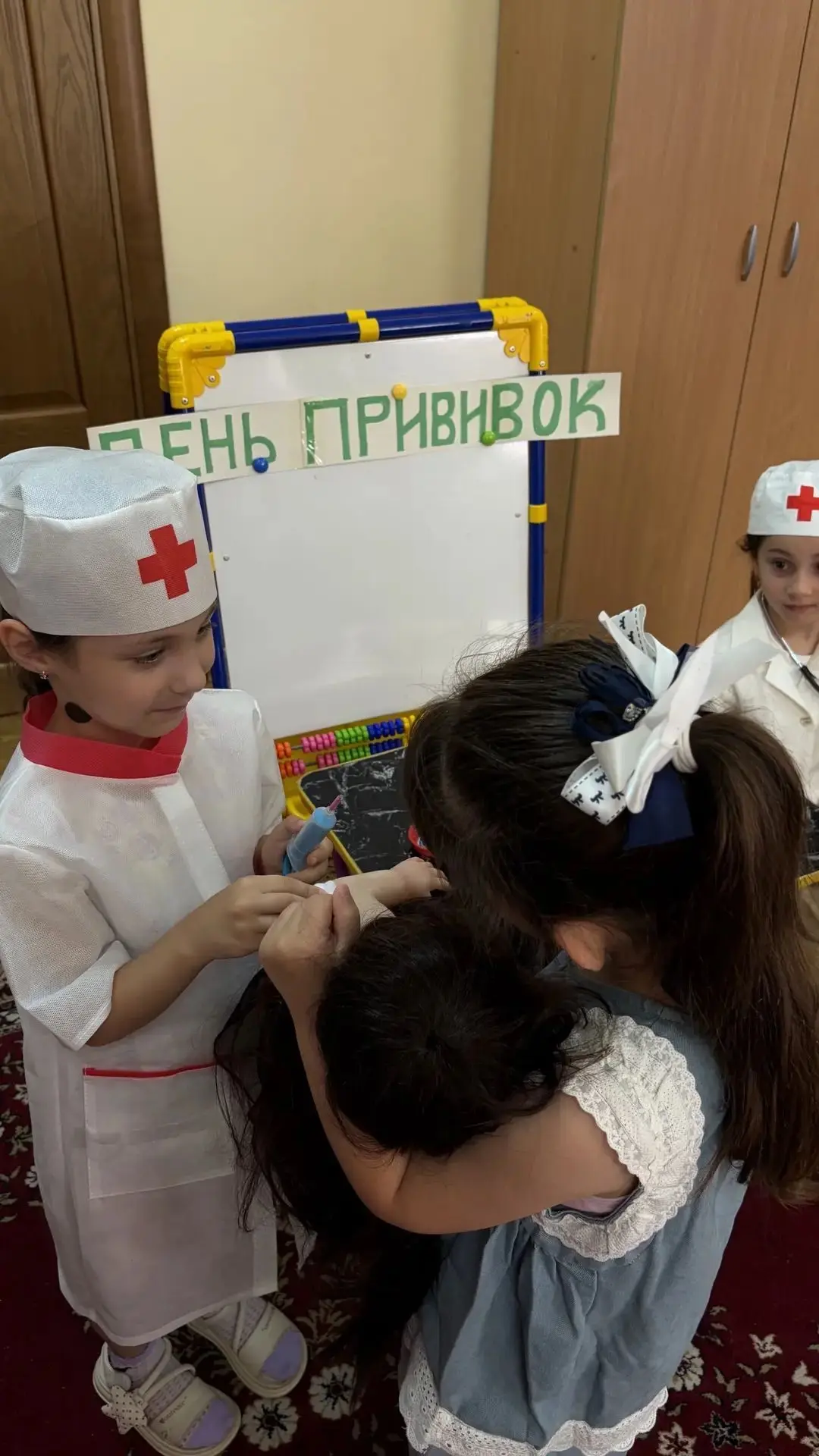 Прошел тематический день «День профессий» в детском саду. Это увлекательное и познавательное меропри