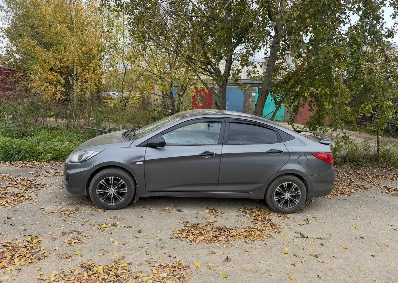 Продам Хендай Солярис Год 2014 Двигатель 1.4 Механика Пробег 280,000 тыс км
