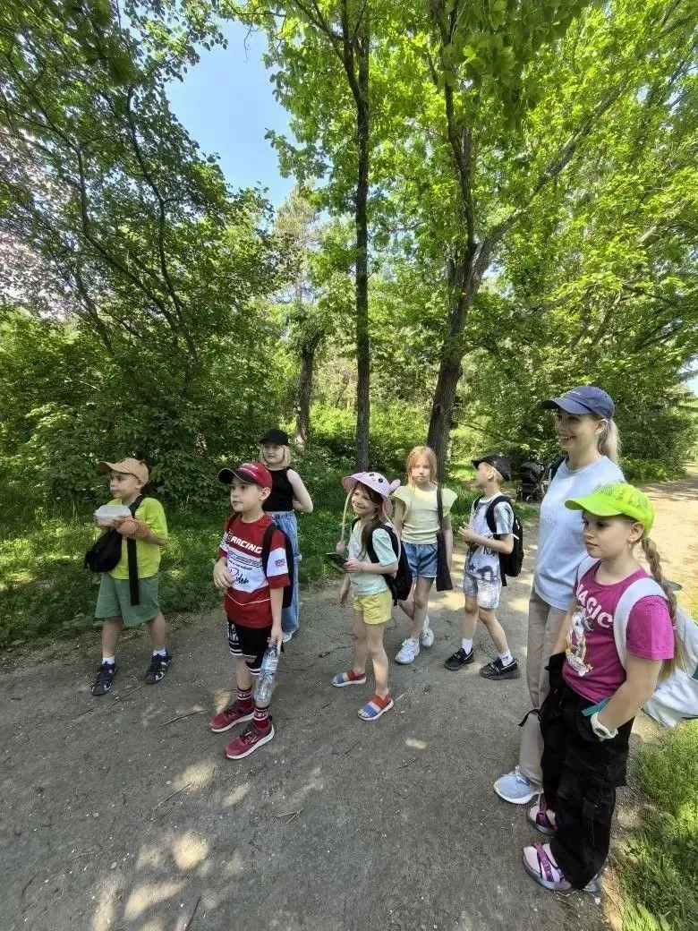 🌳🦁 Майский эко-марафон 1Г: от редких растений до царя зверей! Наши первоклассники из 1 «Г» завершают