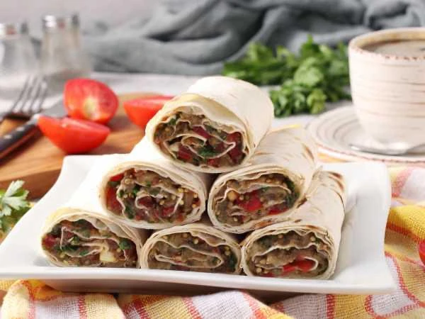 🌯 Рулет из лаваша с баклажанами и помидорами