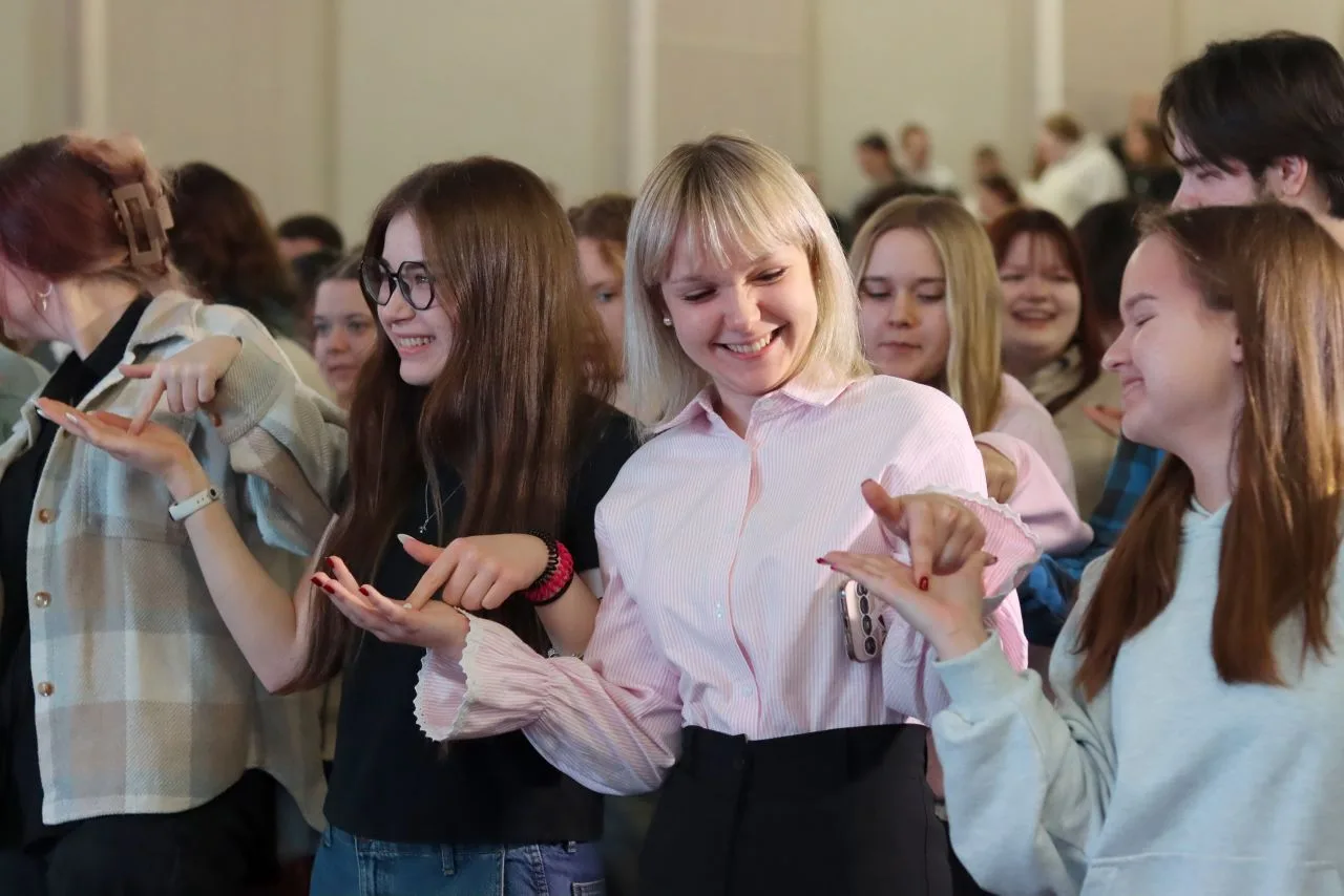 + 💯 к возможностям 🎲👣🤑  Сегодня наш универ принимал гостей – представителей региональной команды Все