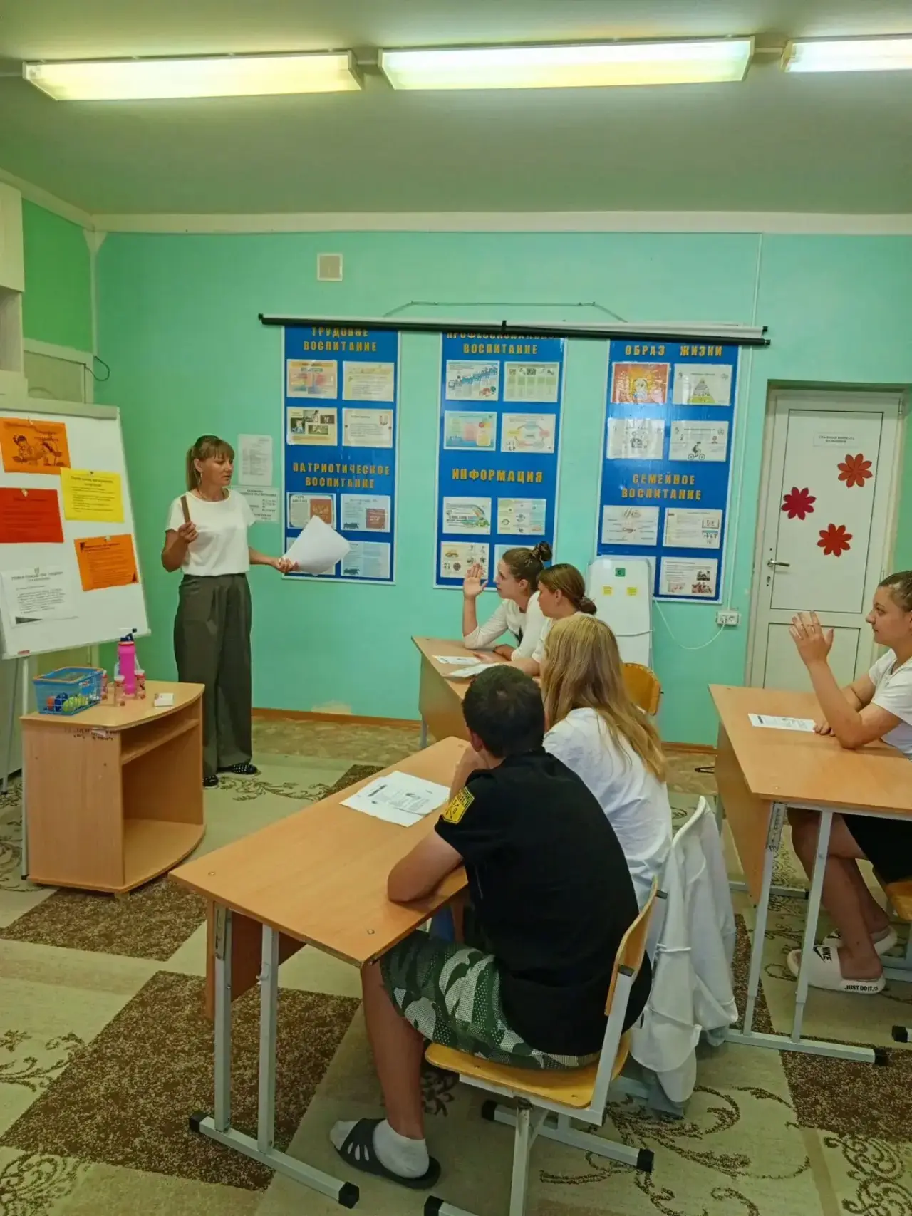 Сегодня, 16 июня, в рамках реализации программы "Я в безопасности" с воспитанниками старшей группы п