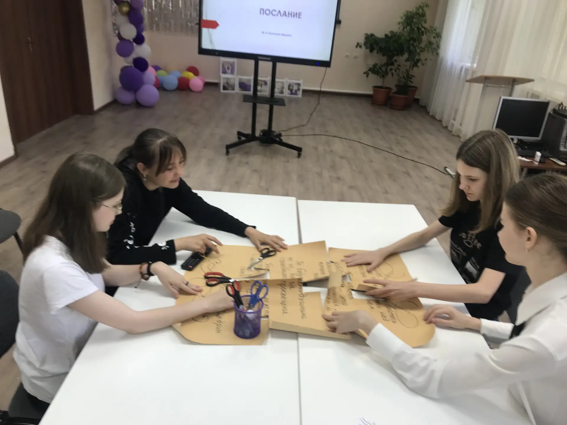 📜 Кто разгадал тайну Щедрина?
В рамках программы "Пушкинская карта" 9 июня в Колыванской центрально