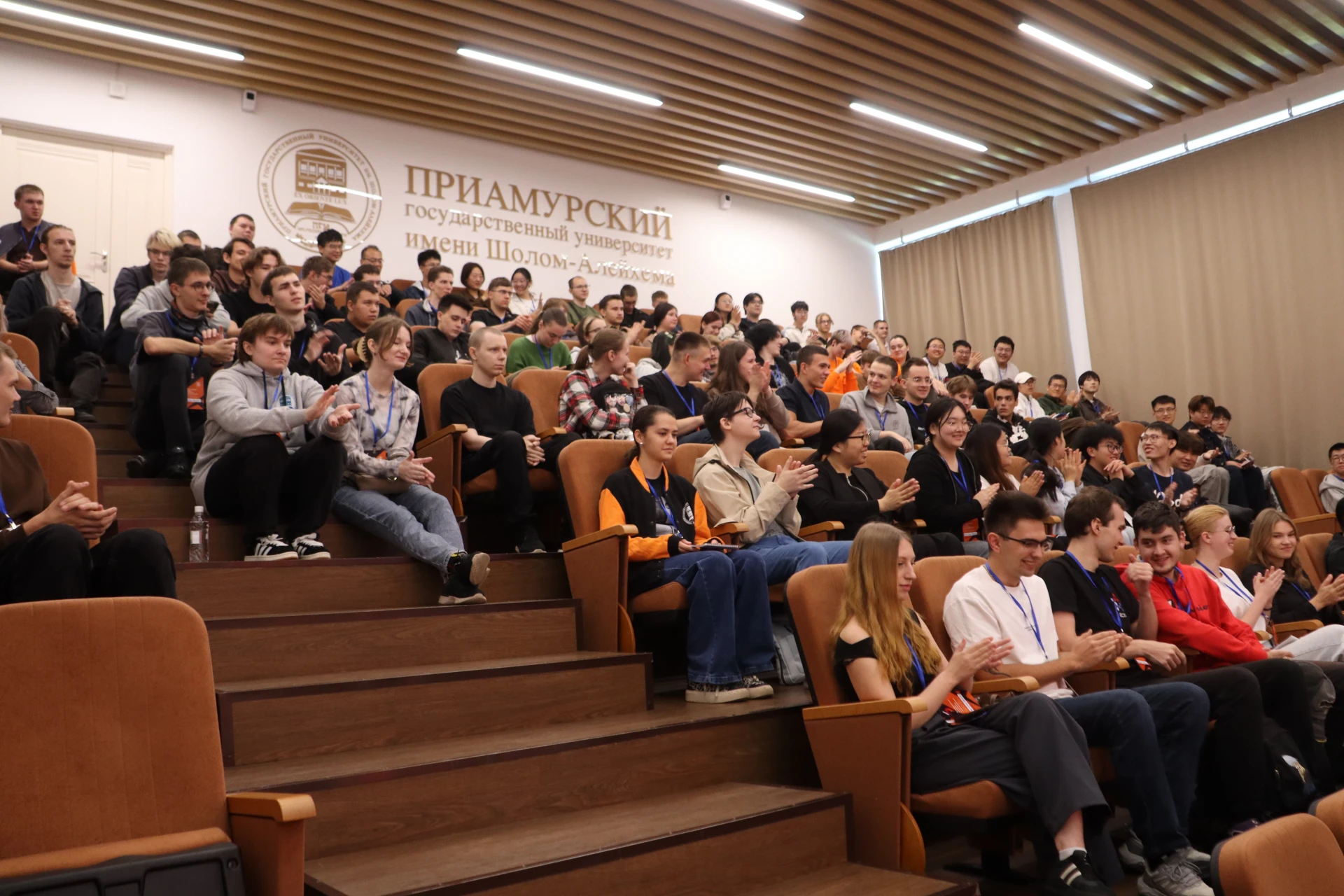 Дали старт Международной олимпиаде по математике и программированию