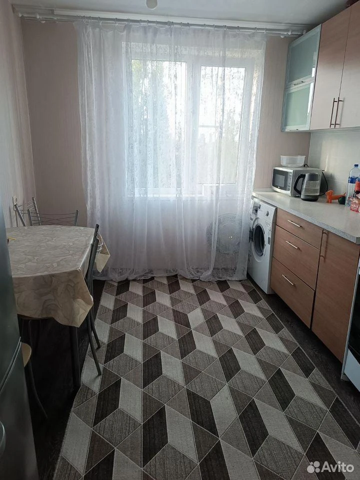 Сдам без посредников: 3-комнатная квартира, 66.7м²