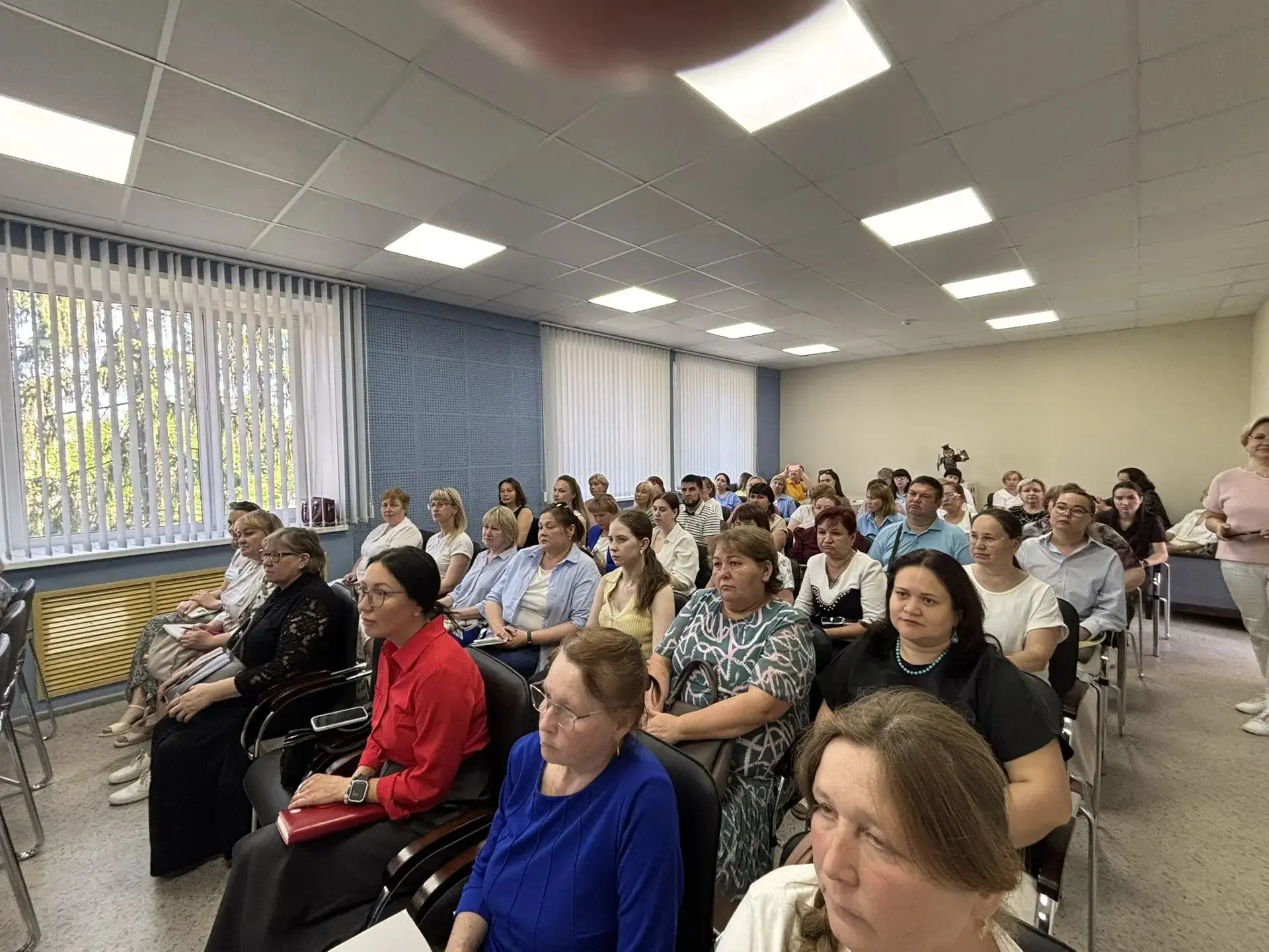 👥Сегодня состоялся семинар для родителей и педагогов, посвященный одной из самых актуальных тем совр