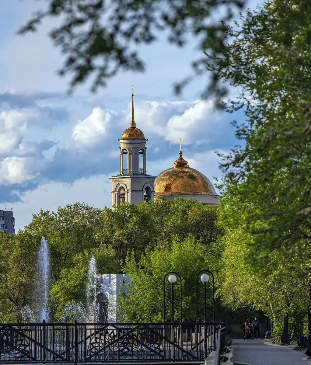 Храм из парка Дружбы 🏙️