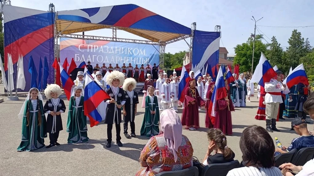 Праздник  "Сила России - в единстве!"

🇷🇺 12 июня 2026 года в городе Благодарном состоялось праздн