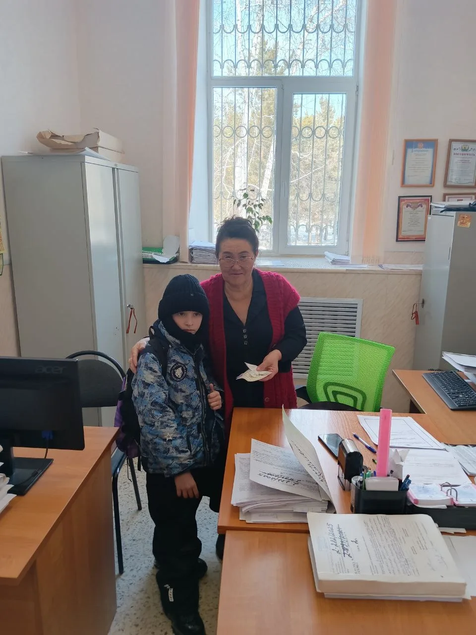 Члены волонтёрского отряда «Добрые сердца» Центра дополнительного образования приняли у...