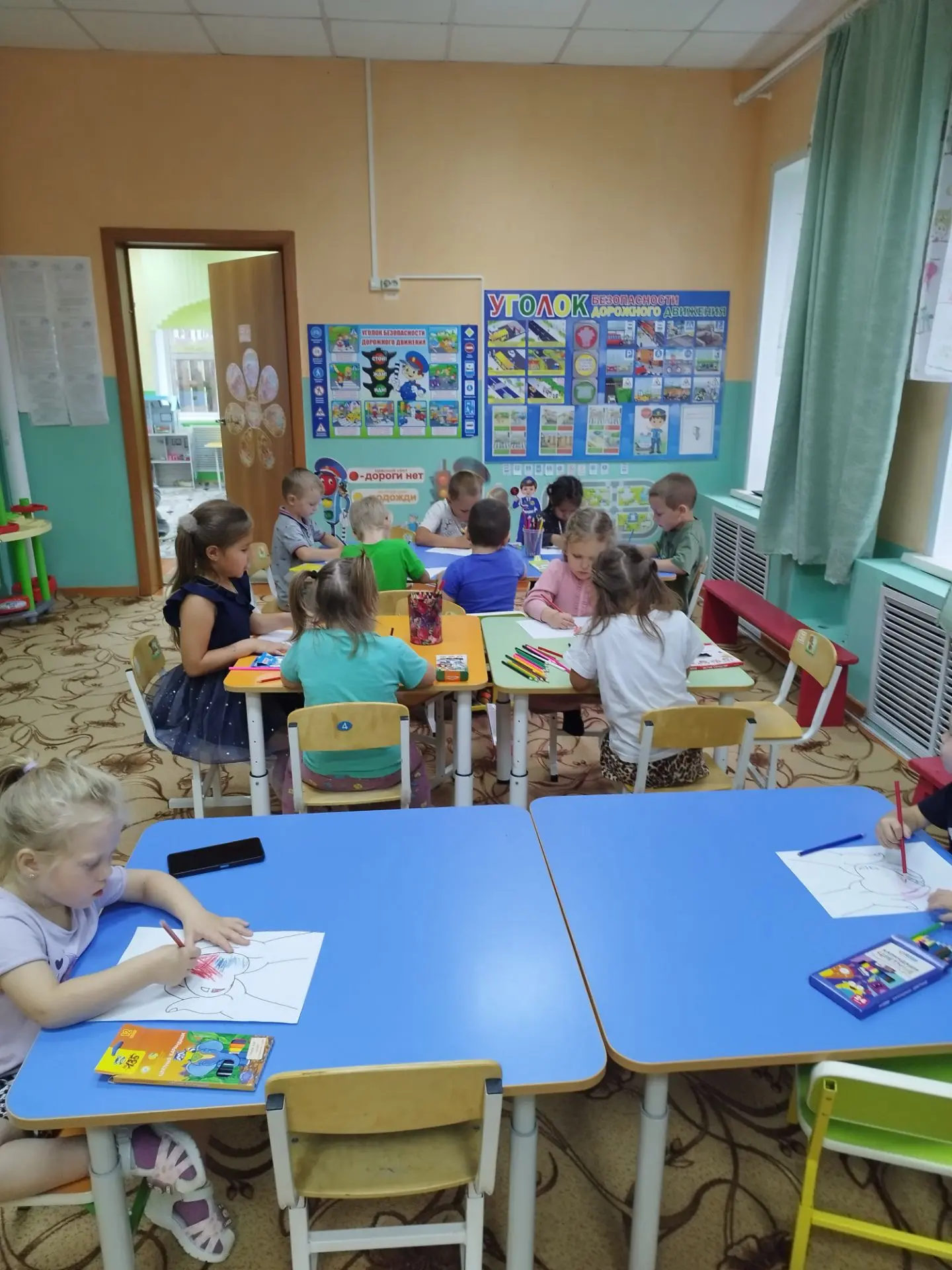 30 сентября отмечается День воссоединения Донецкой Народной Республики, Луганской Народ...