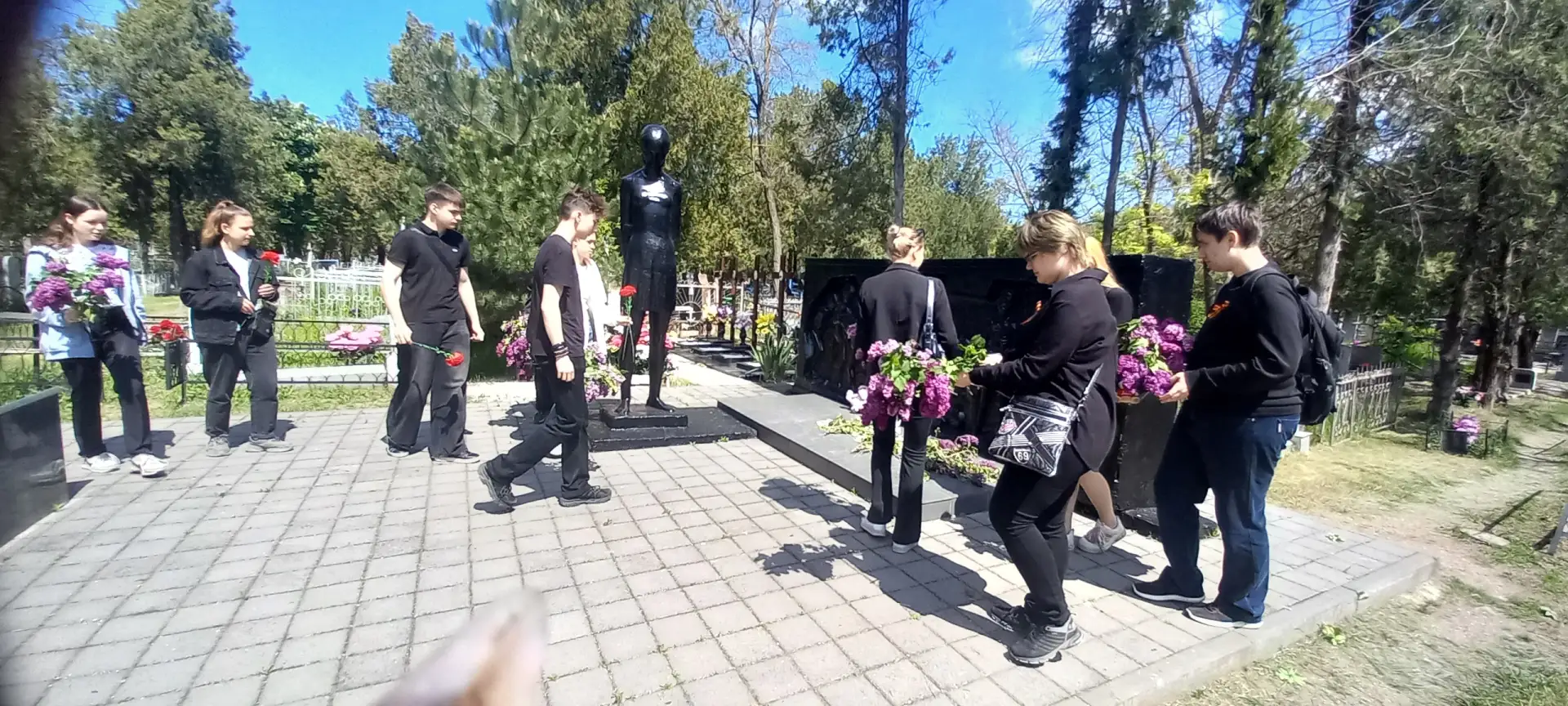 🕊 В преддверии Дня Победы студенты отделения профессиональных технологий Ейского полипрофильного кол