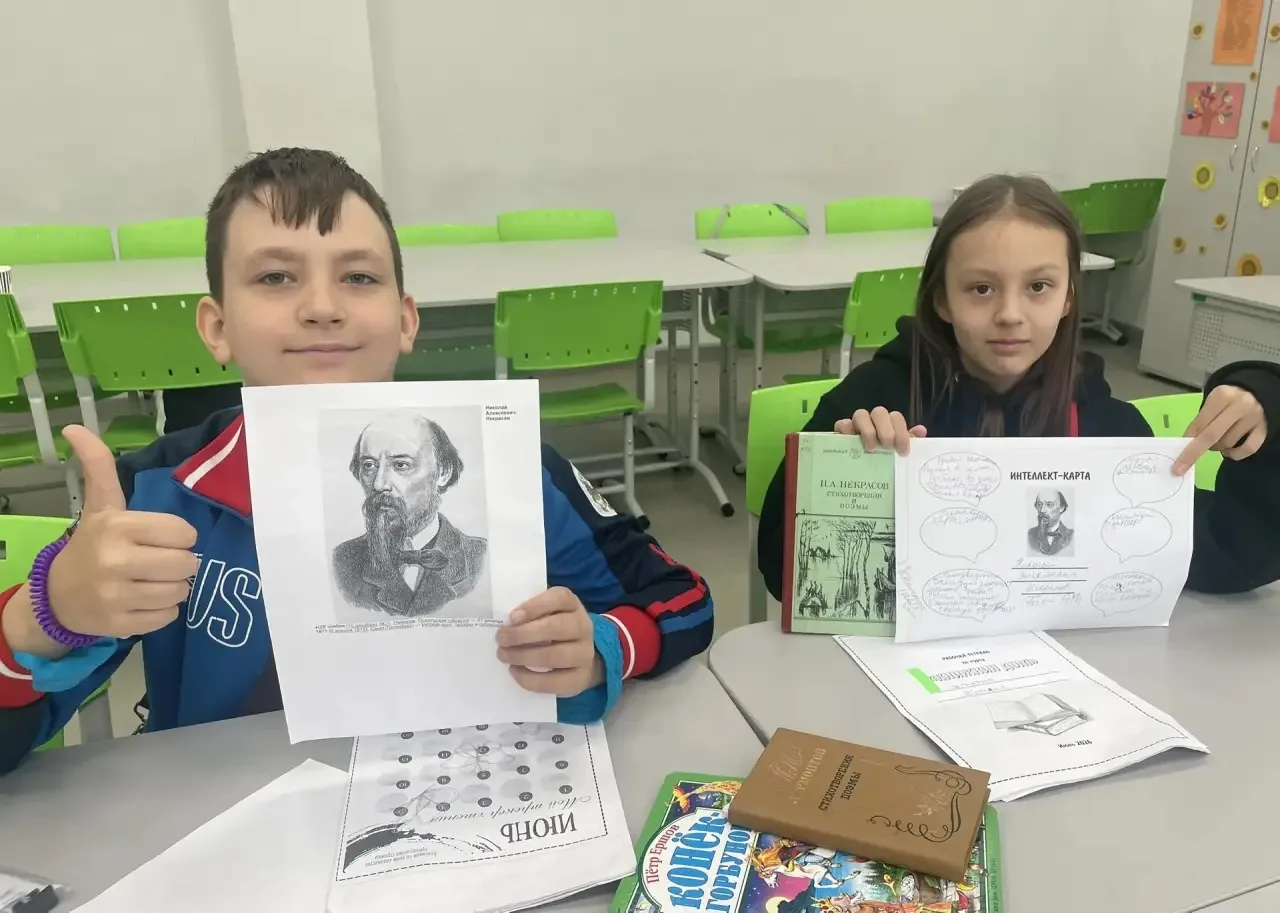 КНИЖКИН ДОМ 

Продолжаем знакомить вас с работой групп на курсе «Книжкин дом». 

Сегодня расскажем о