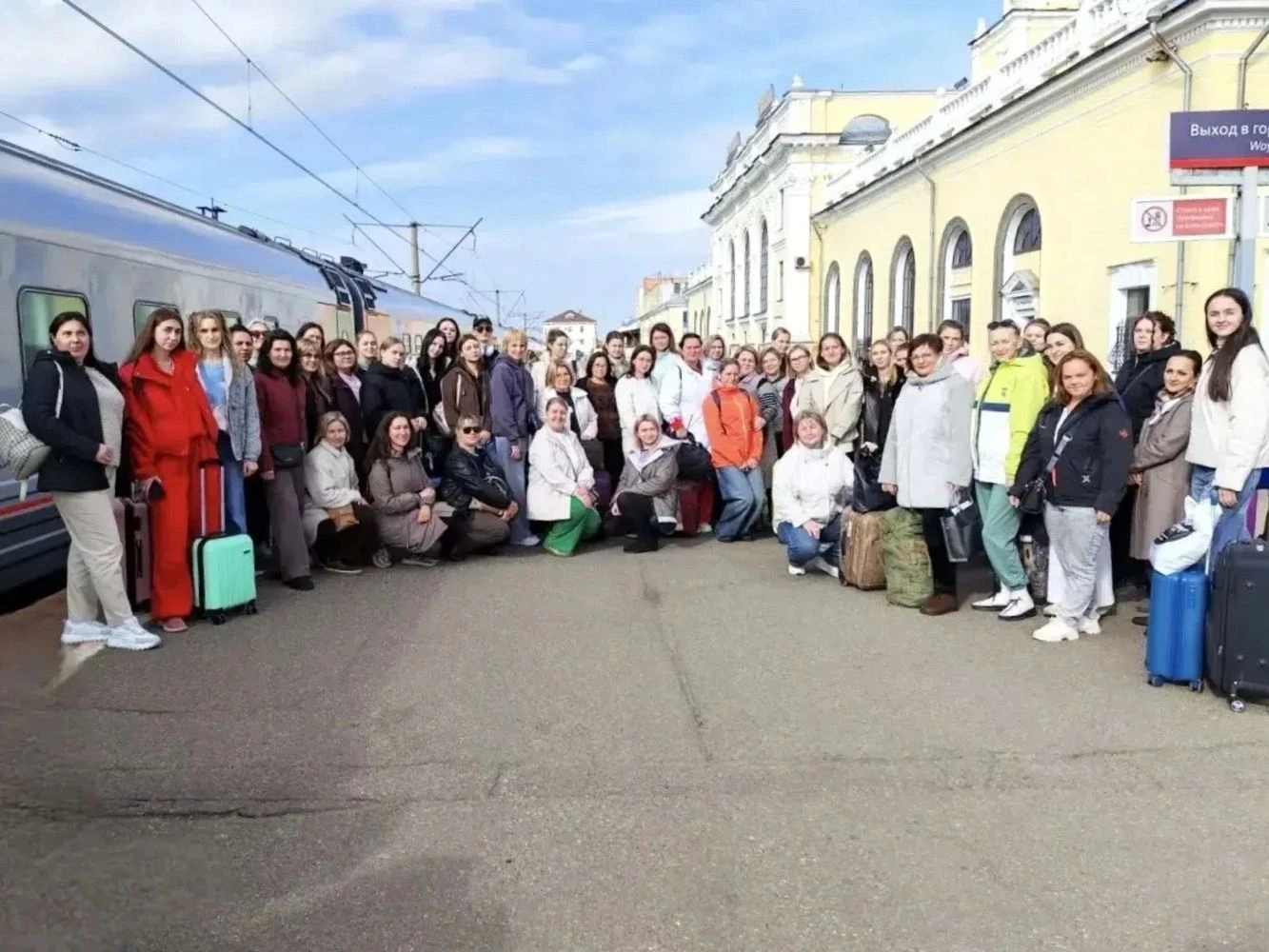 В Ярославе стартовал форум «Новая философия воспитания». В нём принимает участие муници...