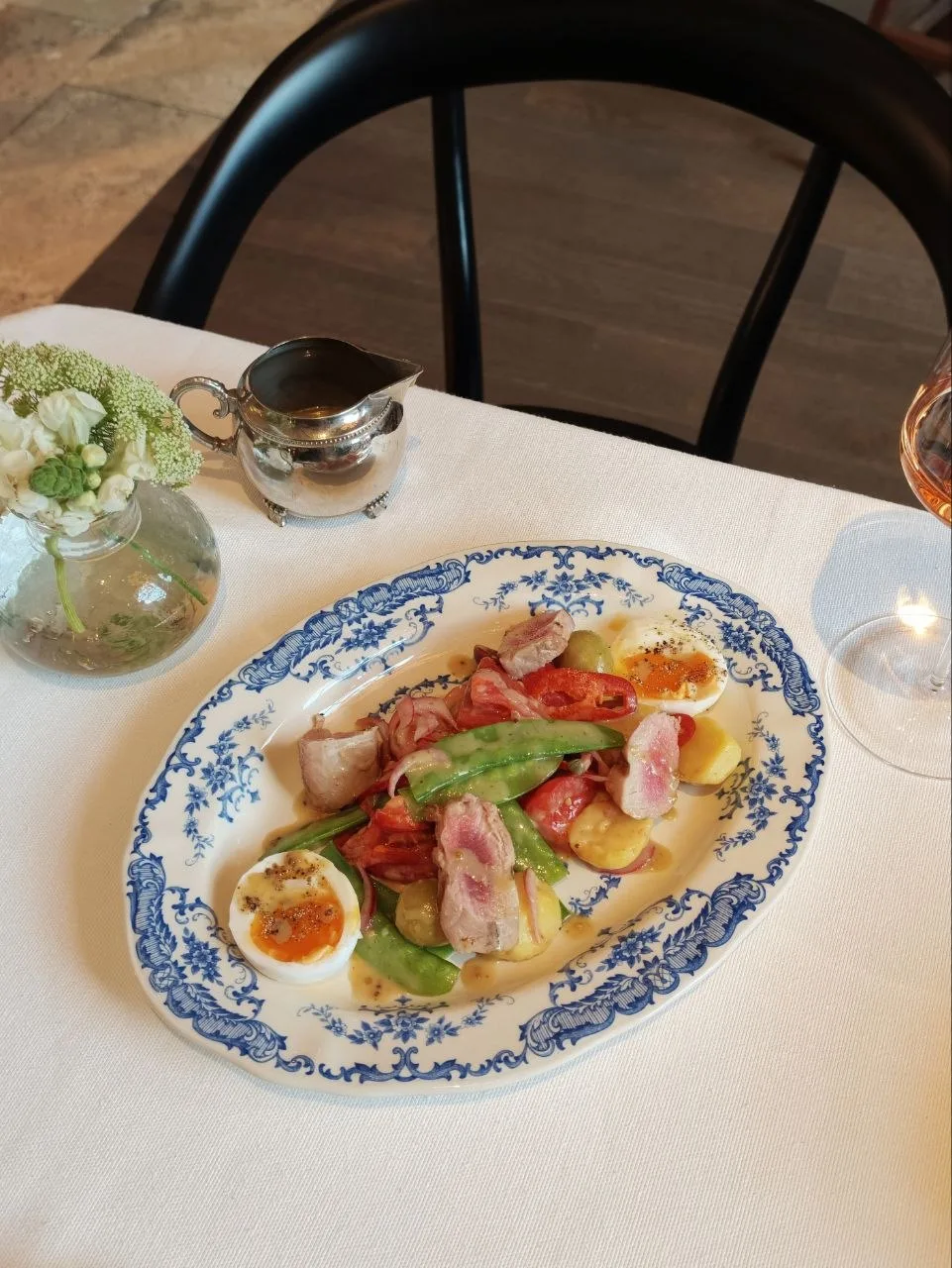 Любимый питерский Joli Grand Bistrot теперь и в Москве!

Популярный проект из Петербурга распахнул с