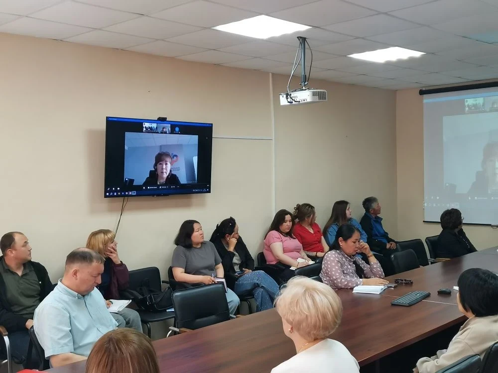В Хоринске обсудили вопросы трудового законодательства

19 мая в селе Хоринск специалисты Министерст