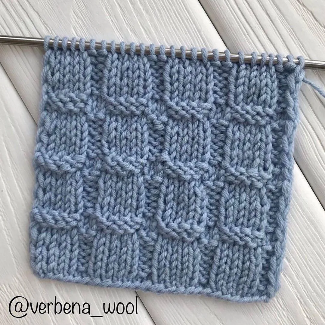 Плотный рельефный узор спицами. Схема вязания 
🧶🧶🧶