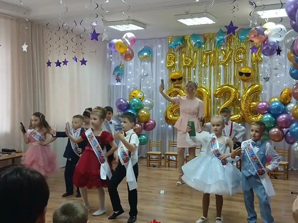 Вот и пролетели беззаботные годы, наполненные играми, сказками и первой дружбой. 29 мая...