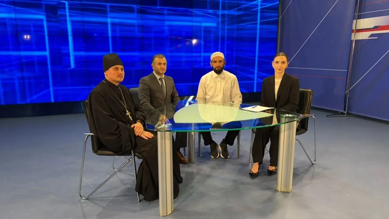 💬 Миннац Дагестана: роль традиционных конфессий в укреплении единства народов России о...