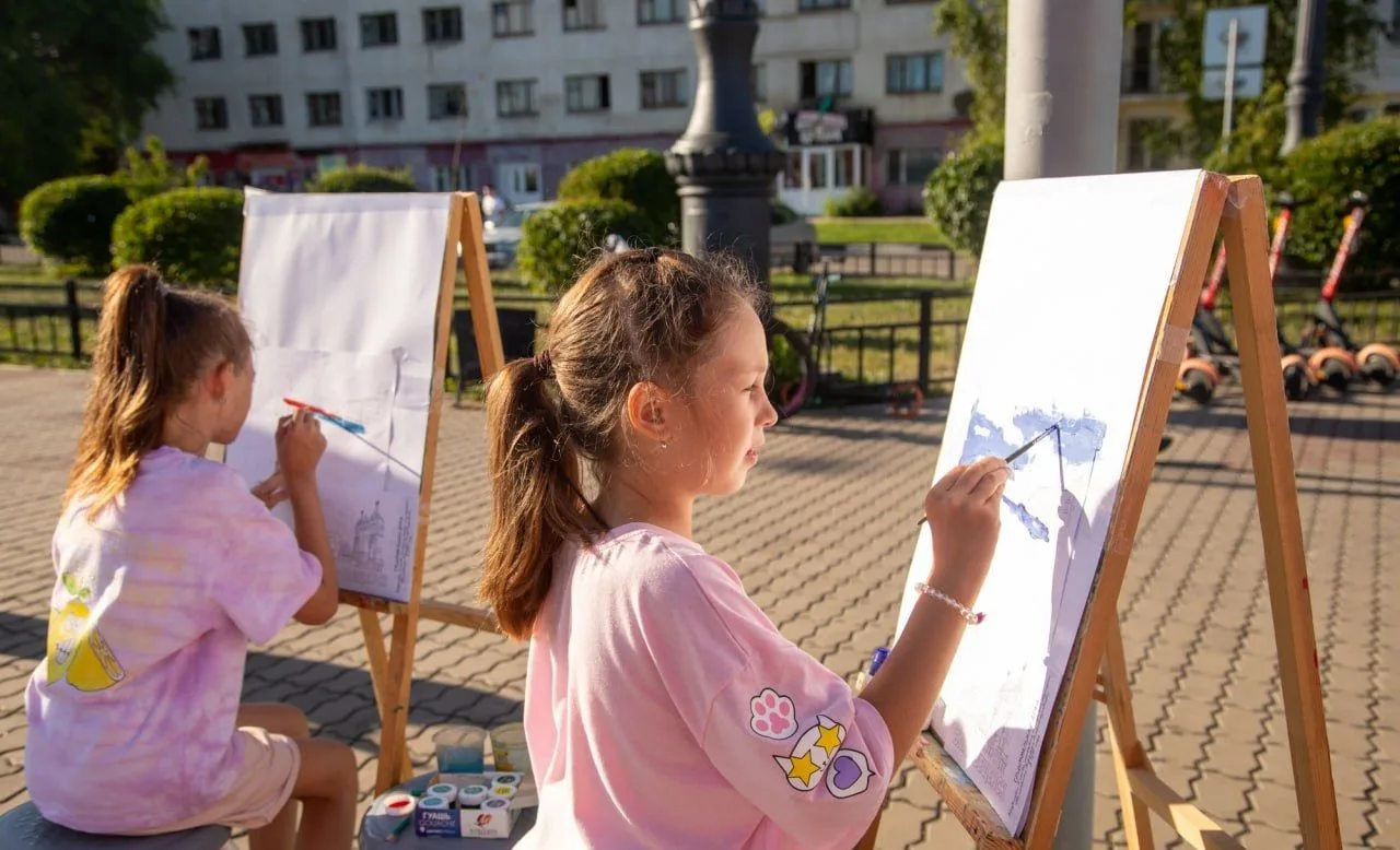 🎨Программа мероприятий фестивального движения «Культурный город на набережной» на 21 а...