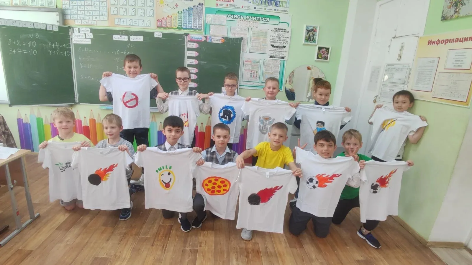 15 мая в 1 "А" классе прошел мастер-класс "Роспись футболок"