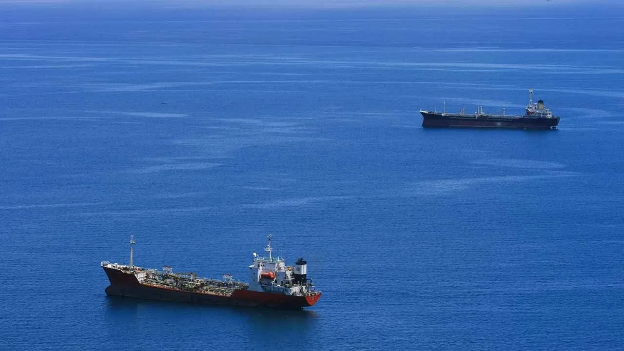 Судоходство через Ормузский пролив вряд ли вернётся к прежним объёмам 🛢️