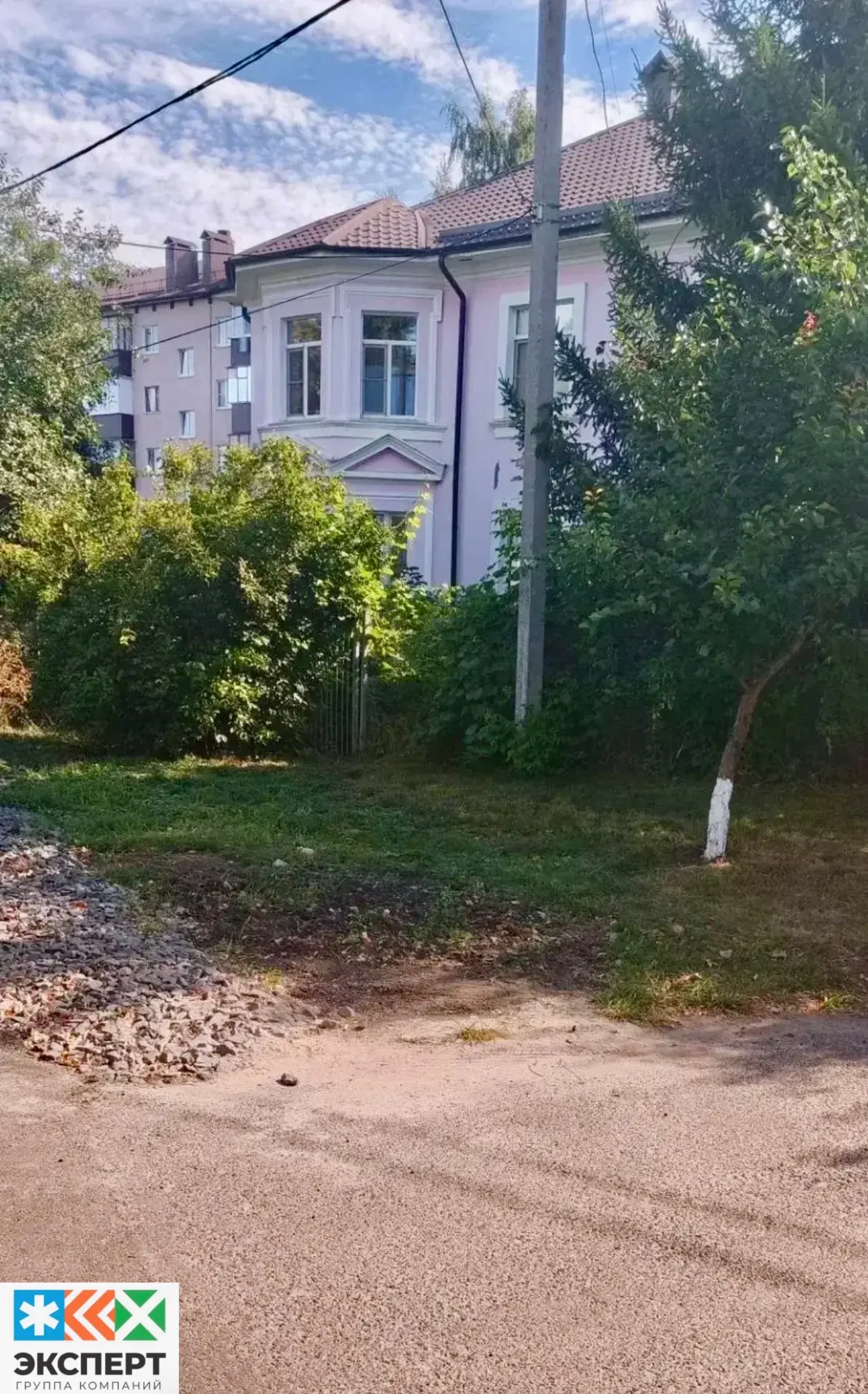 ООО «ГУК N1» и ООО УК «Развитие» произвели покос сорной растительности, по адресам: