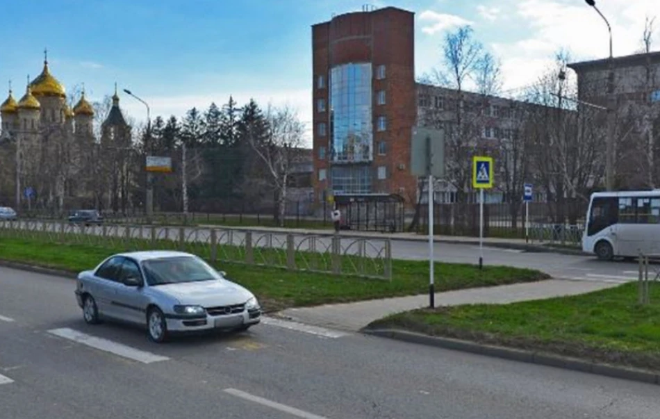 ⚡ В Ставрополе на проспекте Кулакова напротив корпусов СКФУ убрали нерегулируемый пешех...