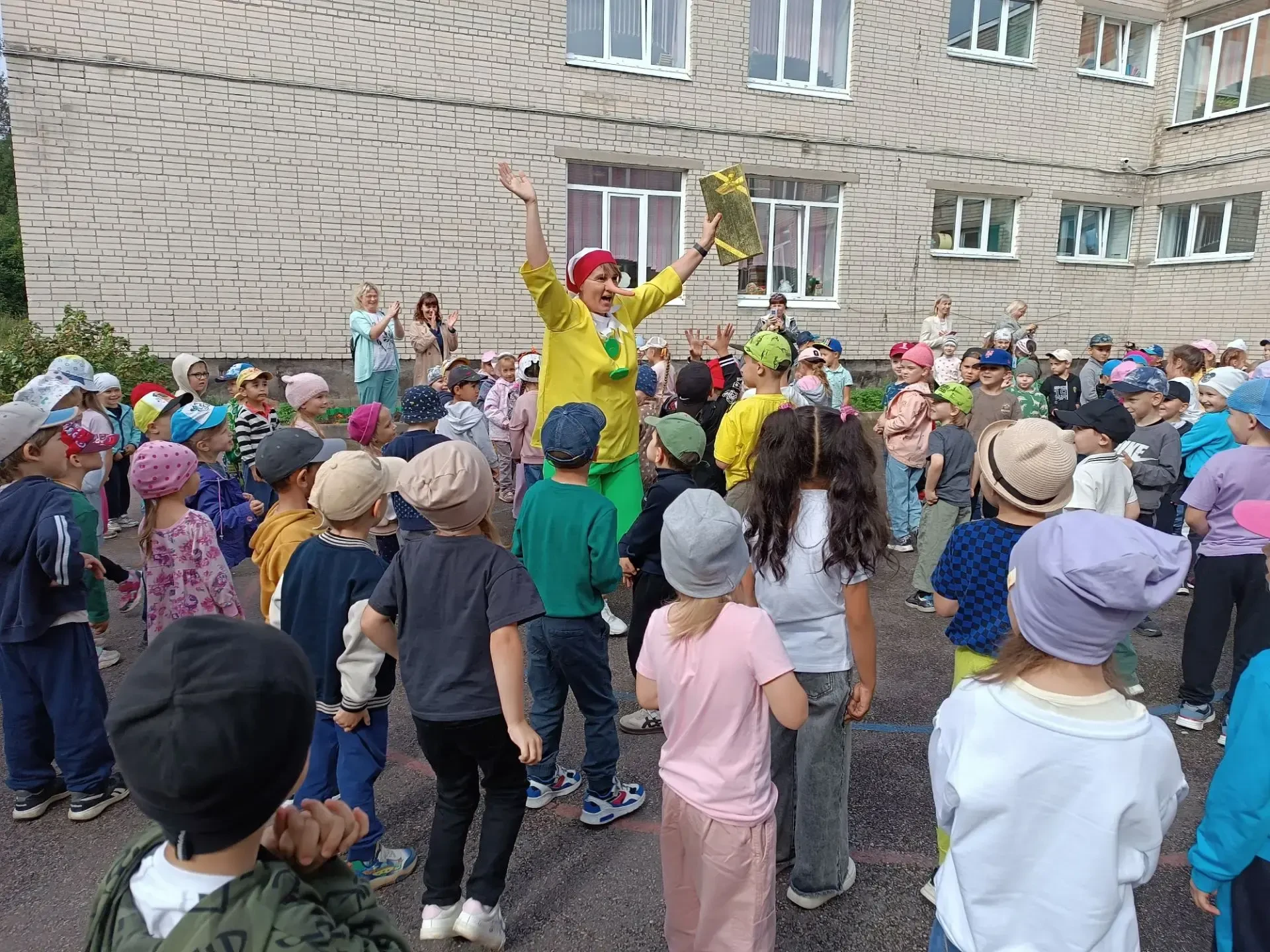 📚☀️ С Днем знаний, наши дорогие воспитанники и родители!