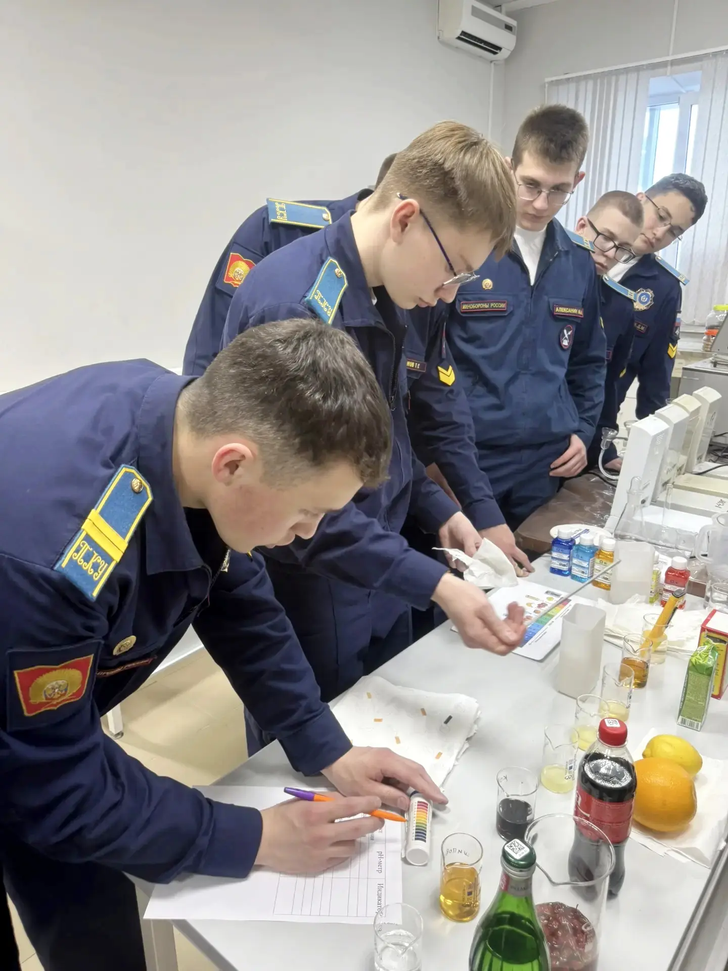 Эталоны, дефектоскопы и энцефалографы: президентские кадеты в Центре стандартизации.  В ФБУ "Оренбур