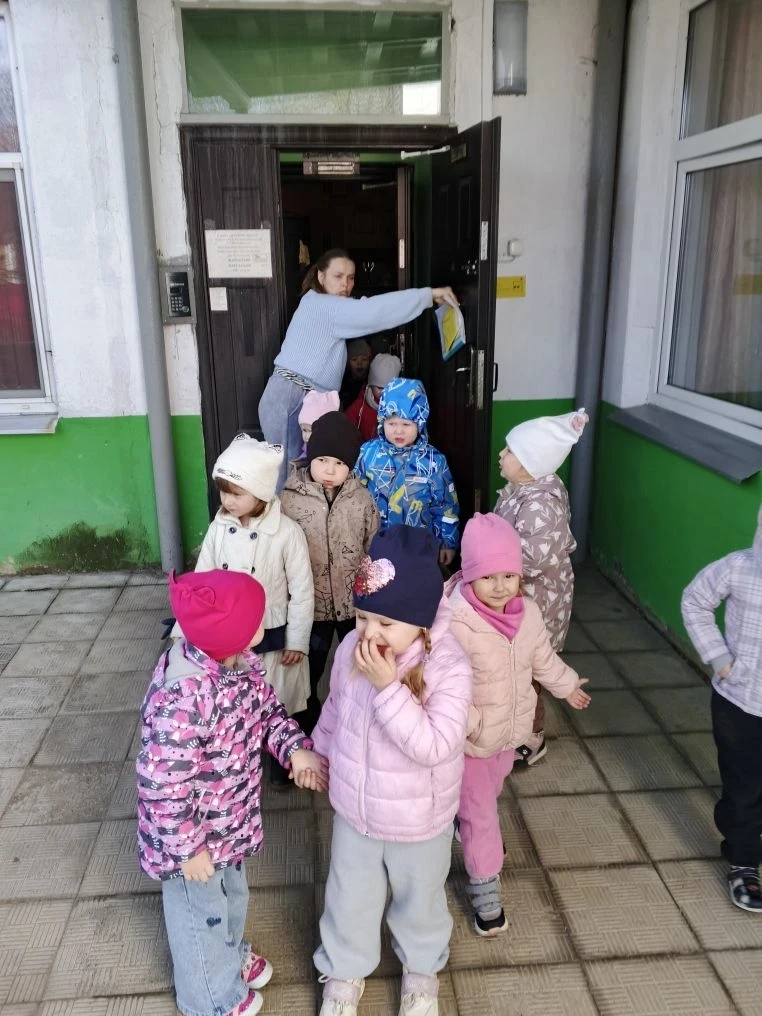 🔥 Единый день пожарной безопасности: тренировка эвакуации в ЦРР - детский сад № 13  В нашем детском 