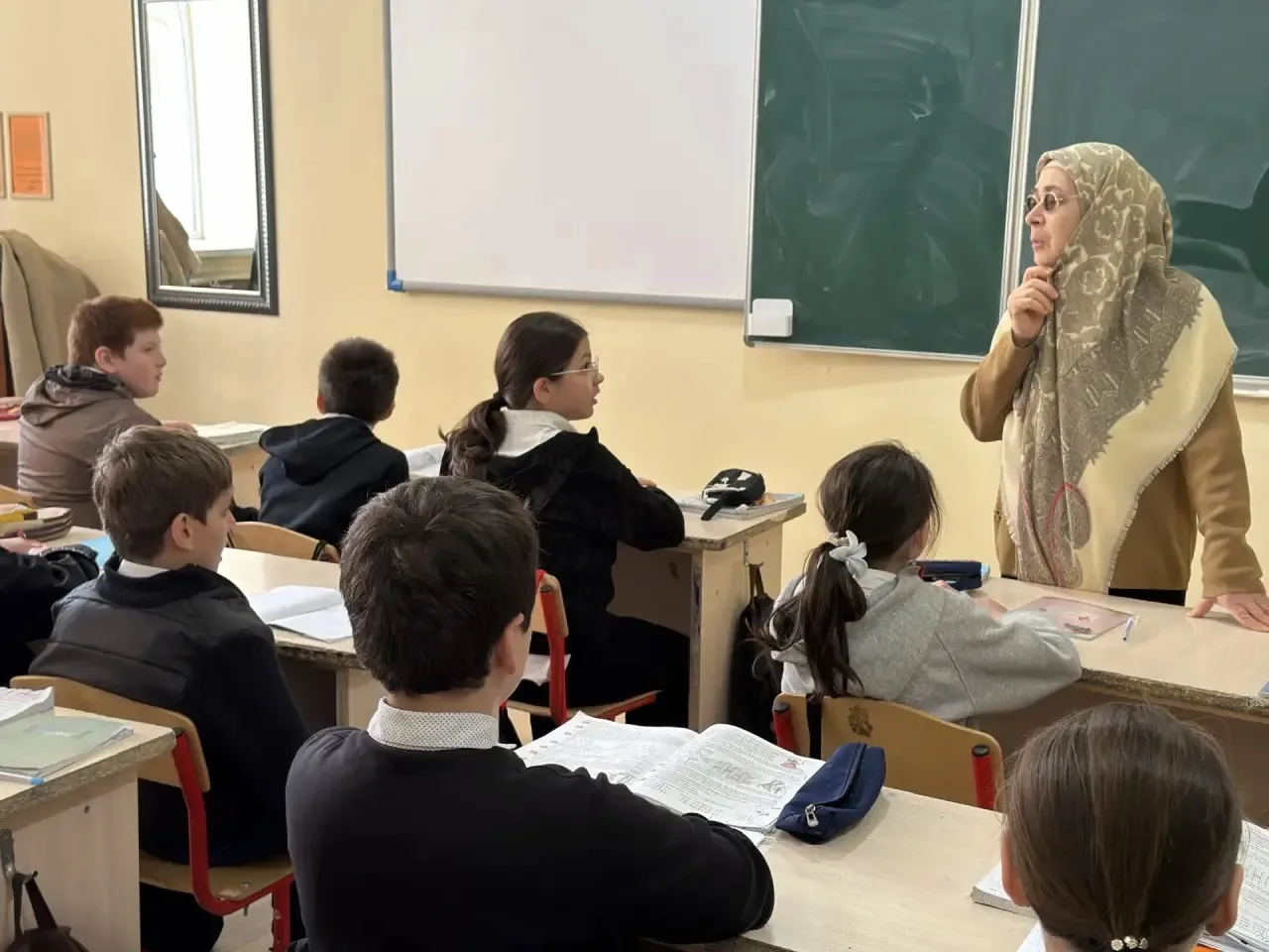 Профилактические беседы с участием духовенства в школах — это мероприятия, направленные...