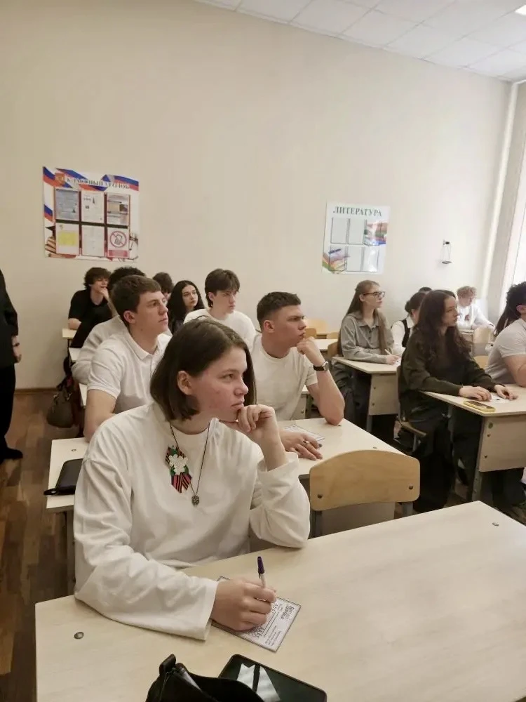 ✨ Диктант здоровья✨ 23 апреля в нашей гимназии прошла Всероссийская санитарно‑просветительская акция