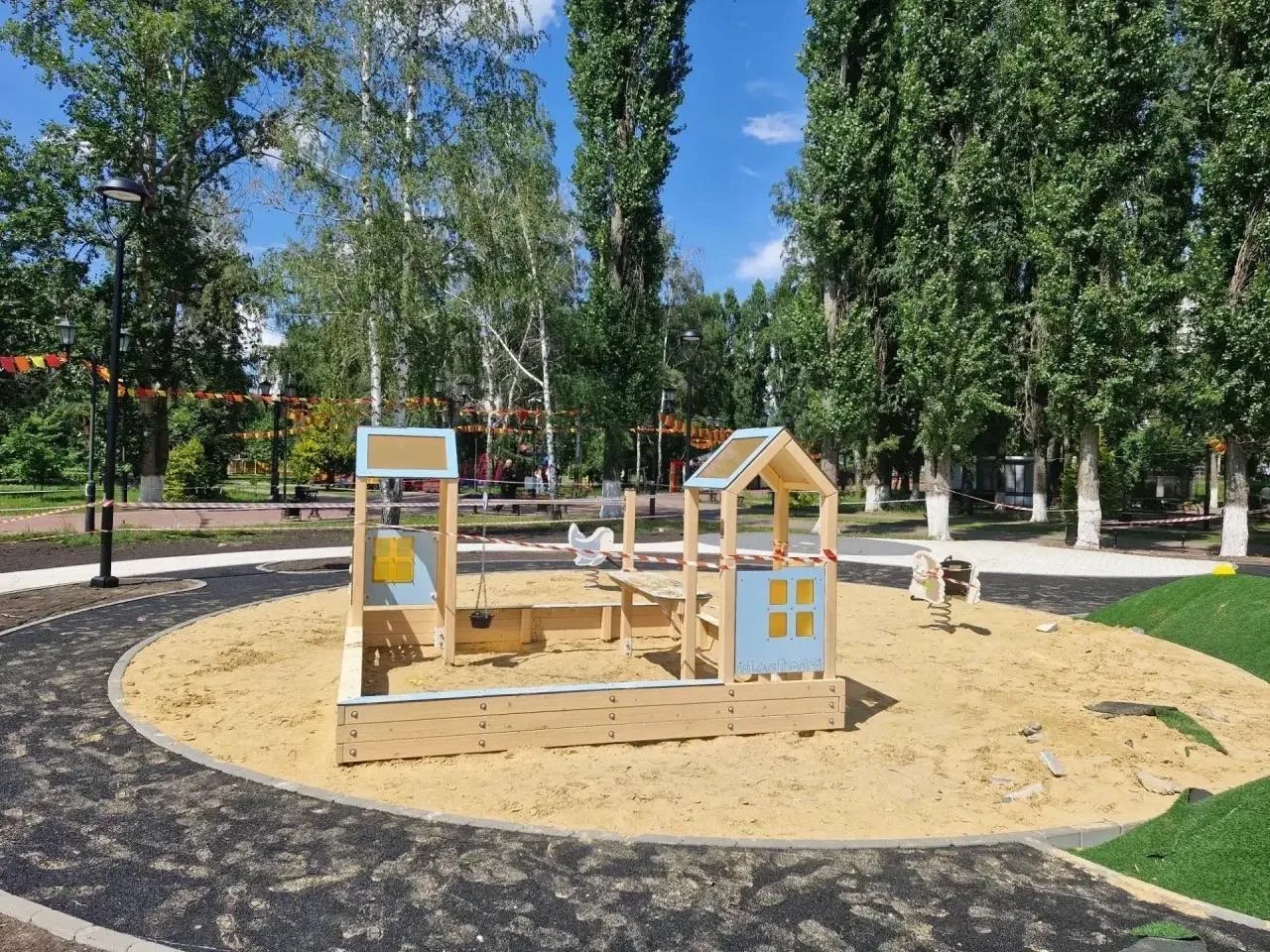 🛝 В Россоши на день закроют детскую площадку в парке «Юбилейный».