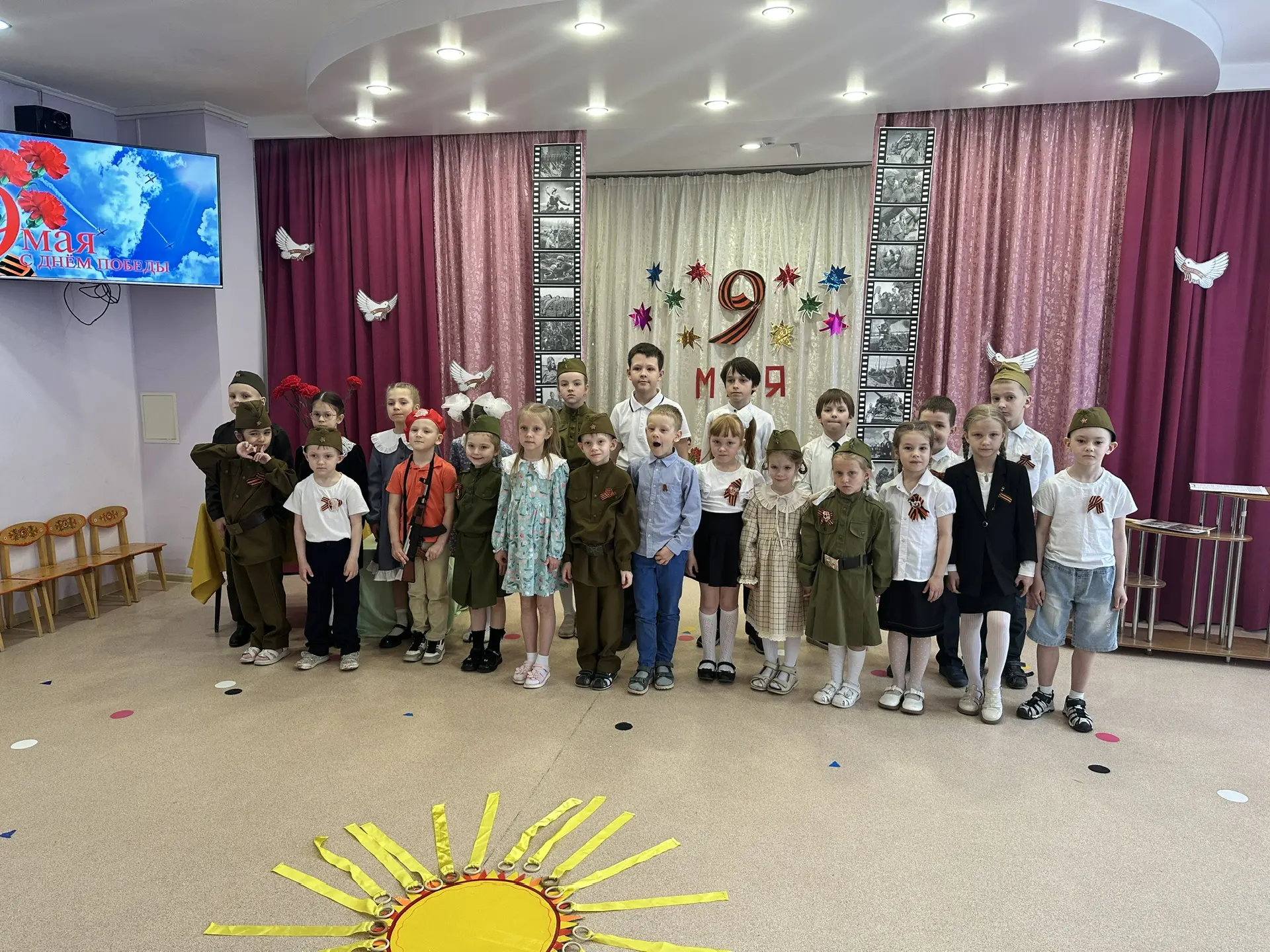 В детском саду прошел  совместный конкурс чтецов «Маленькие патриоты большой страны»,