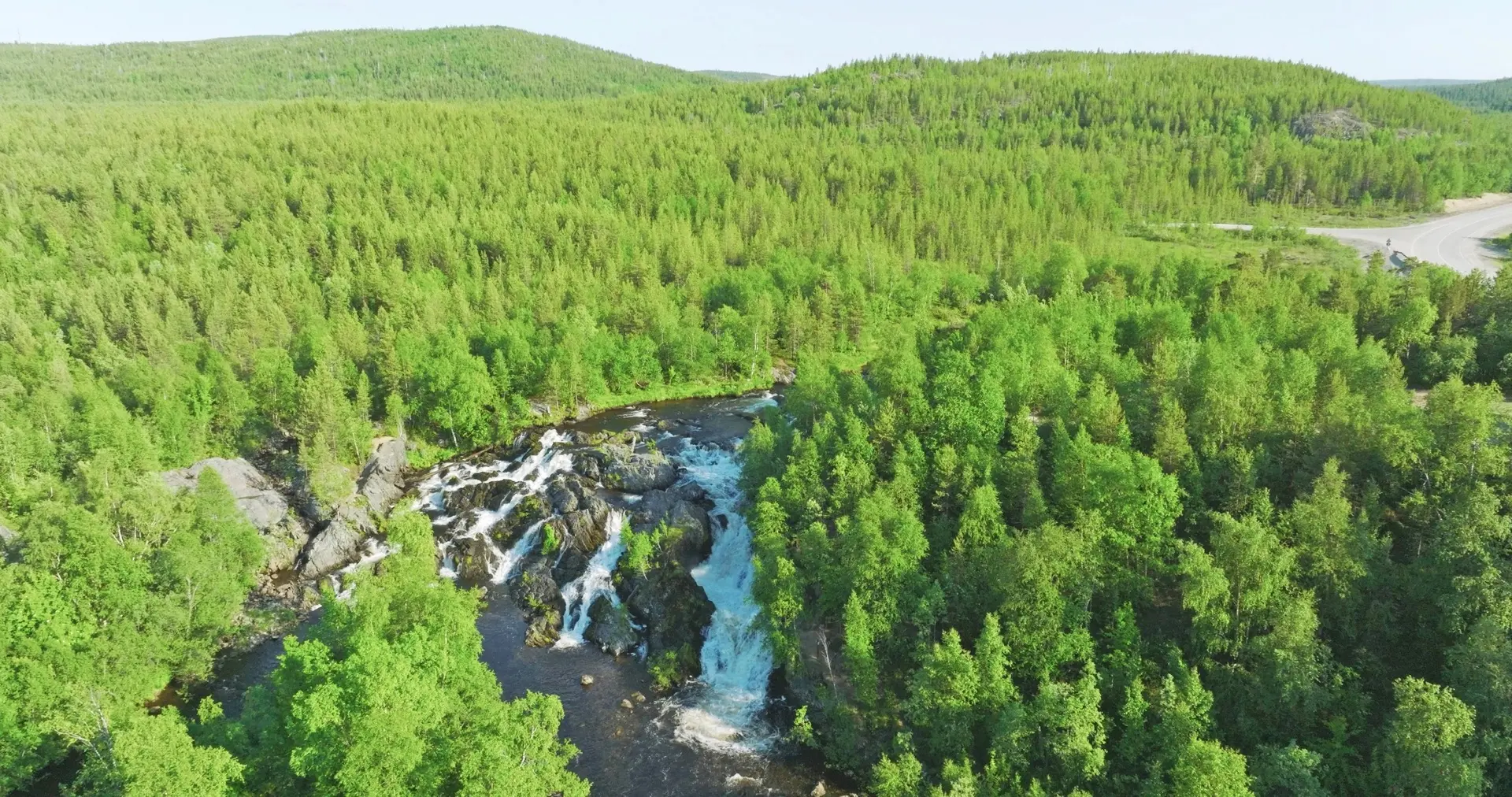 🌿 Пять мест Печенгского округа, которые стоит увидеть летом! 

Чтобы познакомиться с природой, исто