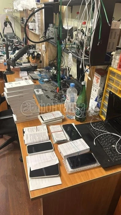 В Петербурге полиция пресекла продажу восстановленных iPhone под видом новых в магазине...