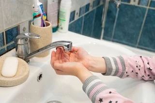 Ситуацию с отключениями горячей воды в Ростове-на-Дону после оперативного совещания про...