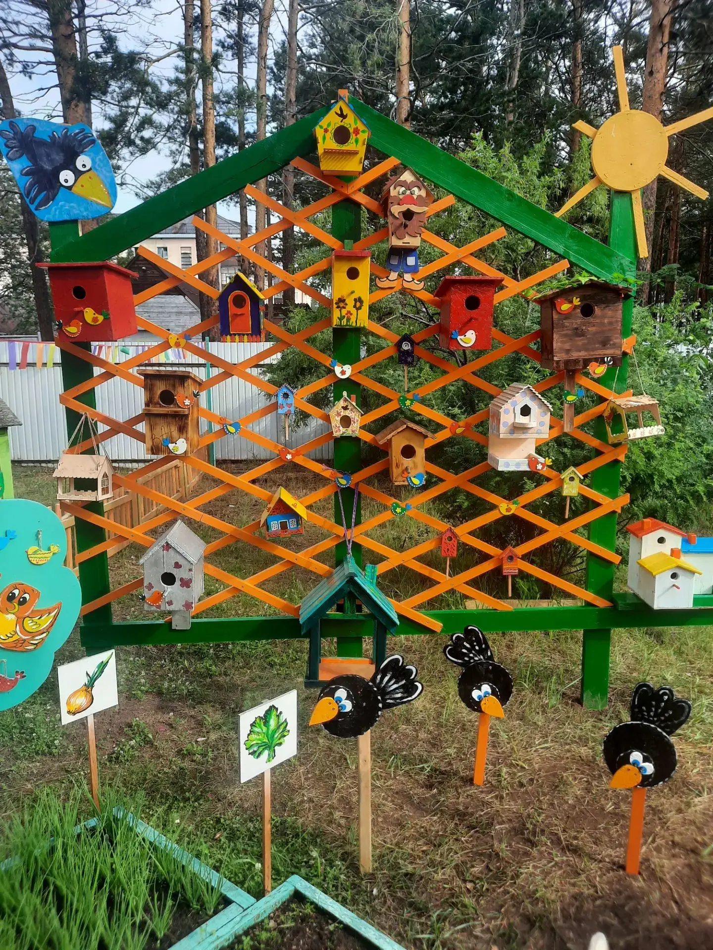 🐦🐥🌼 Птичий двор в детском саду: творчество детей и родителей 🌼🐥🐦

✨ Группа «Чебурашка» нашего 