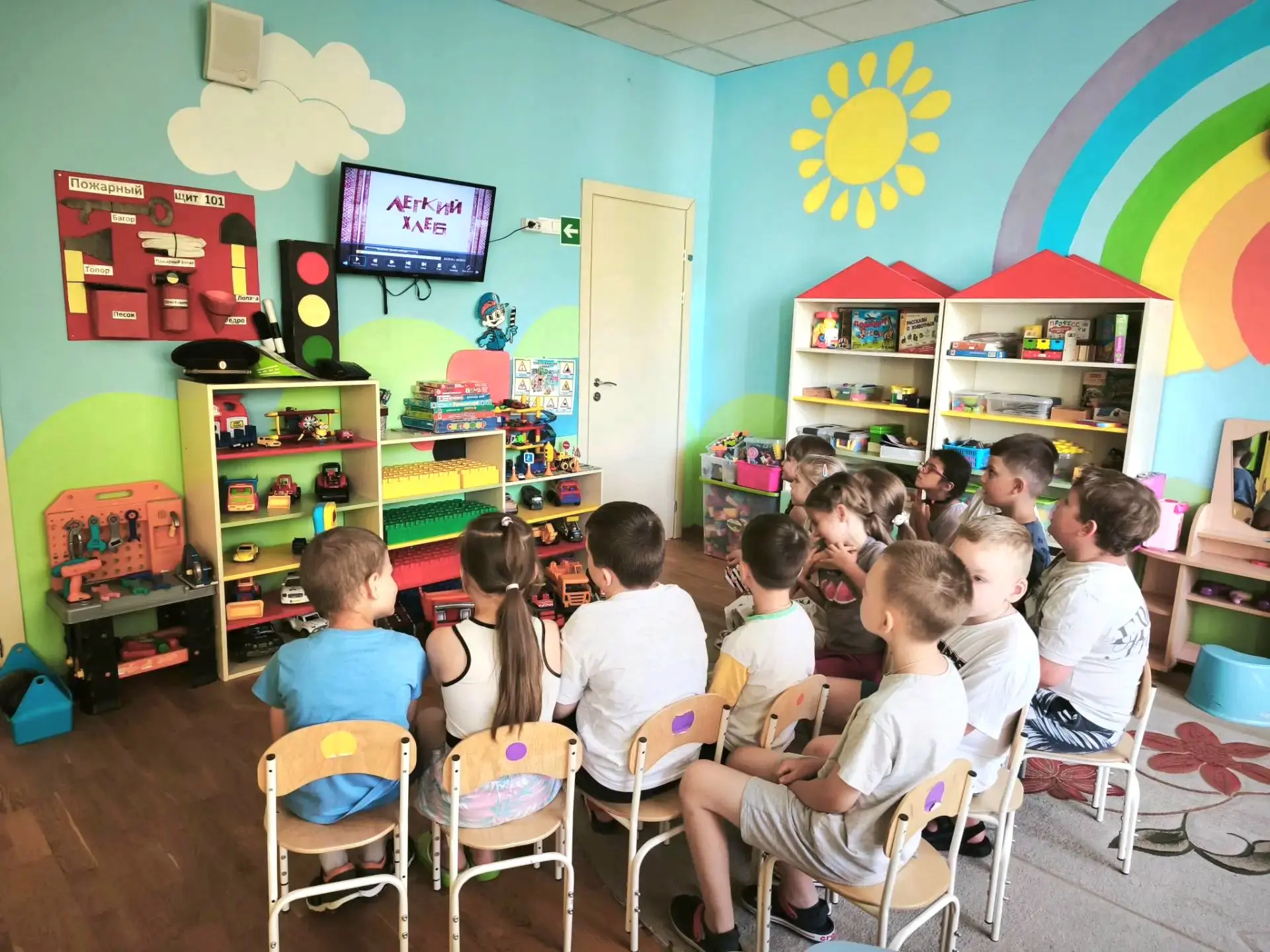 «Хлеб — всему голова!» 🍞
Сегодня в подготовительной группе  прошёл тематический день, посвящённый г